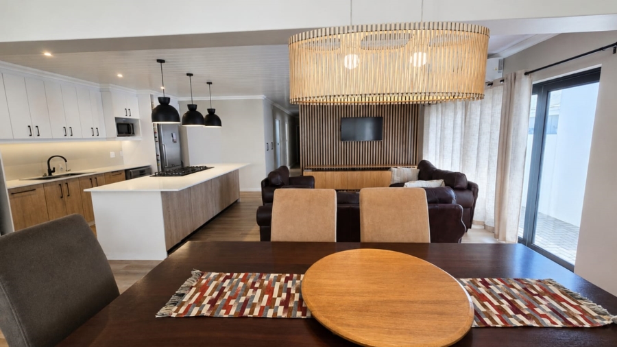 4 Bedroom Property for Sale in Stilbaai Wes Western Cape